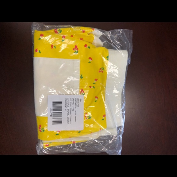 NWT UO GIDGET TIE FRONT BOARD SHORTS - Picture 5 of 7